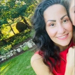 Meet your Posher, Valerie